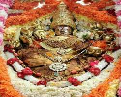 It is believed that the Goddess Chamundeshwari still lives in the temple and protects people from theft and robbery.